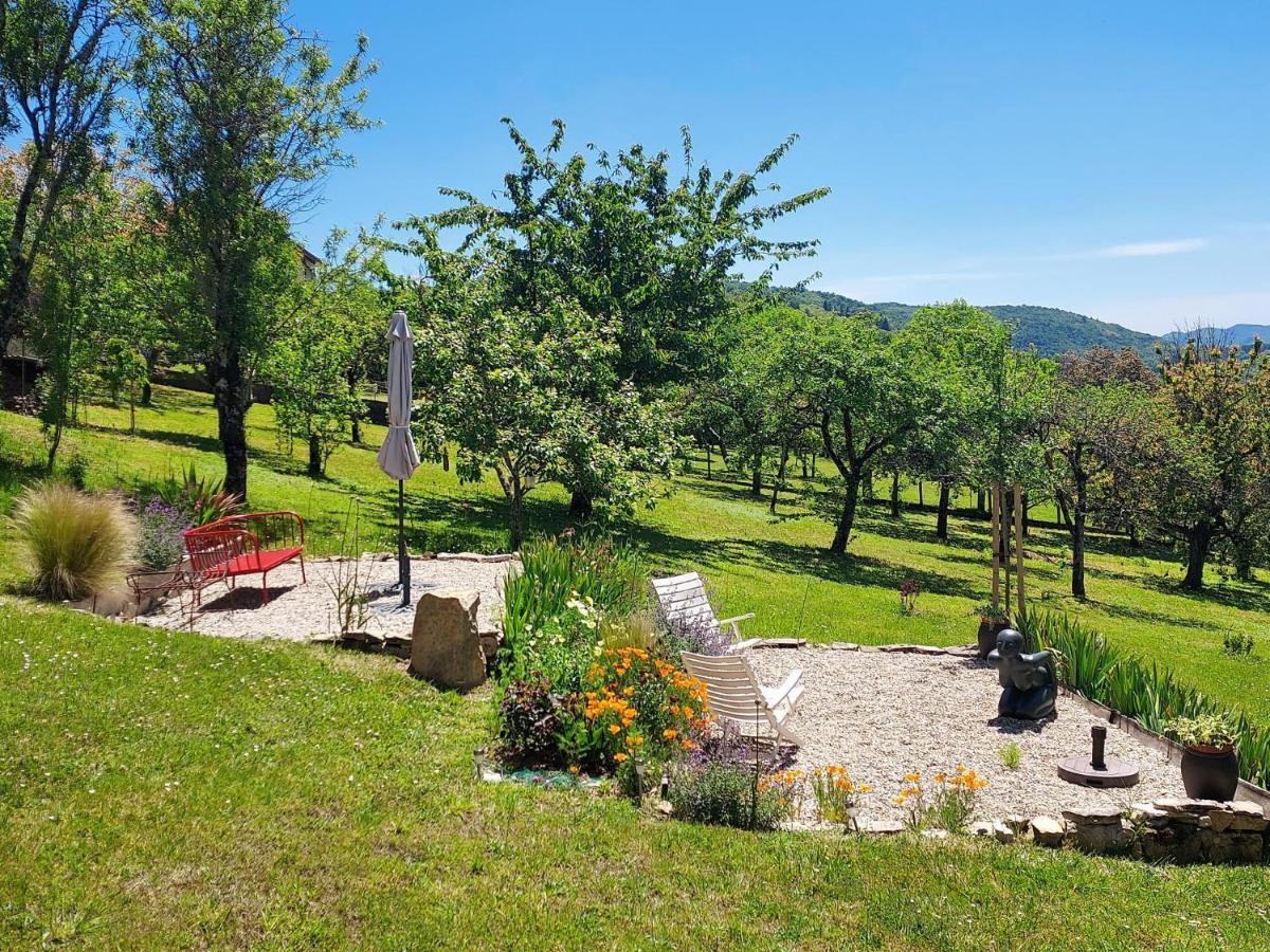 Les Iris Apartamento Villefranche-de-Rouergue Exterior foto